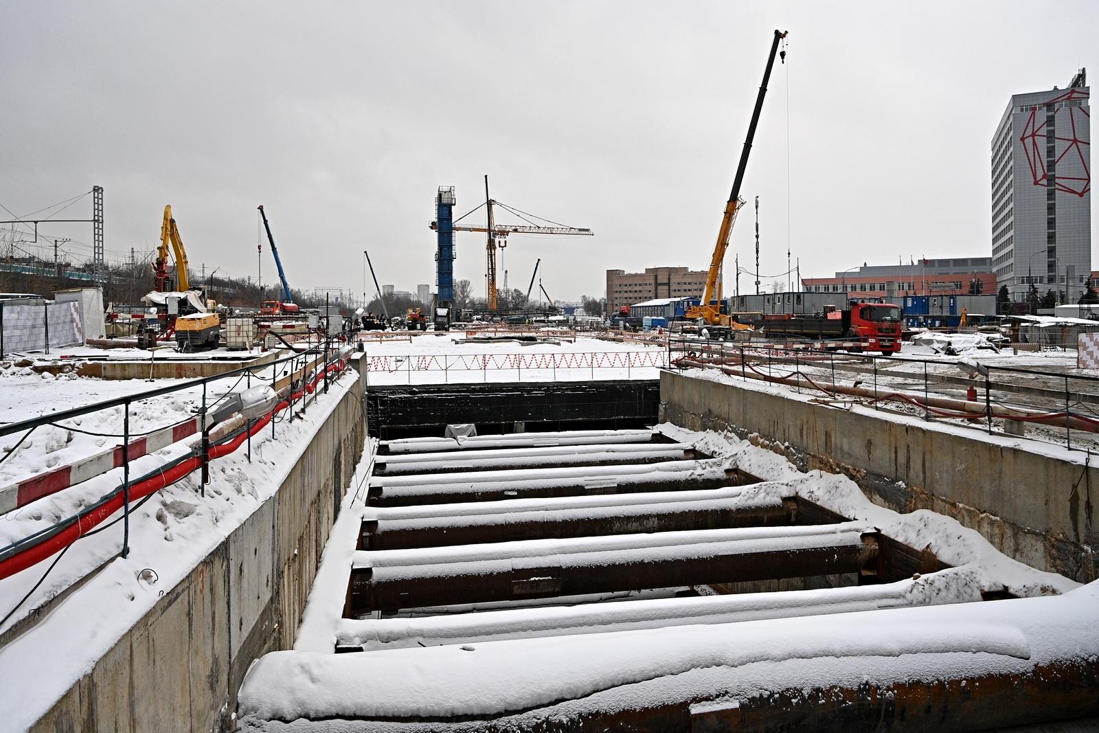 Строительство Большой кольцевой линии метро завершится раньше срока