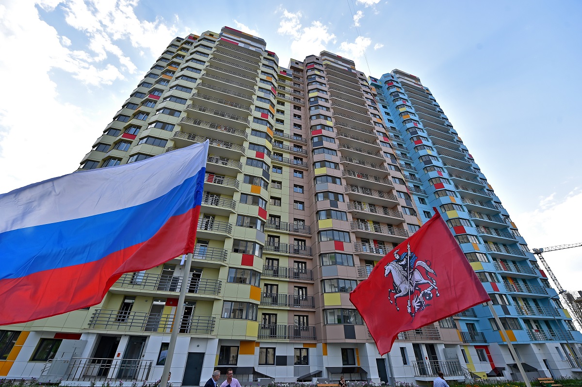 Строительная отрасль Москвы стимулирует экономику половины регионов России