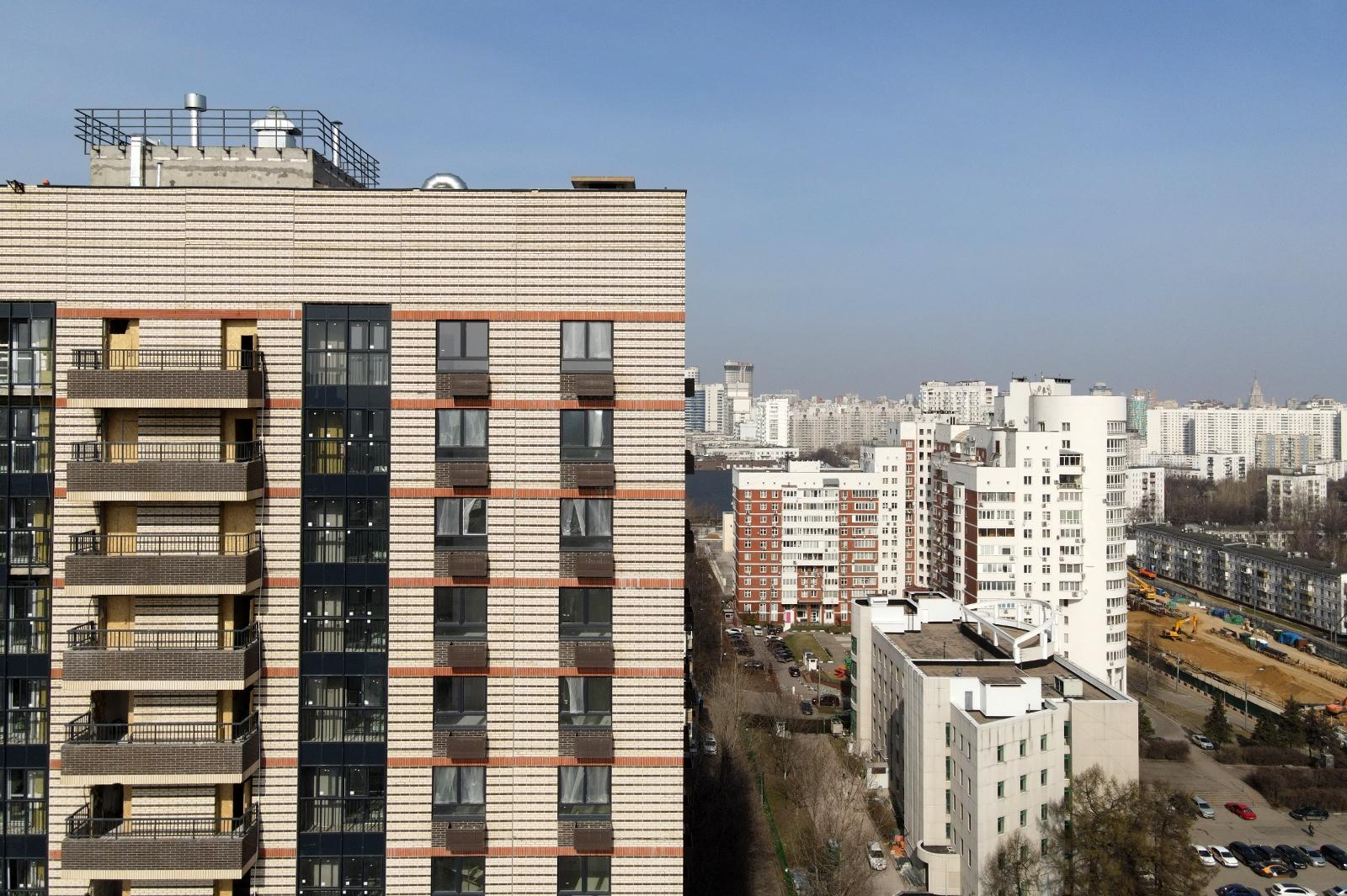 Почти 3 млн «квадратов» жилья по реновации строится в Москве