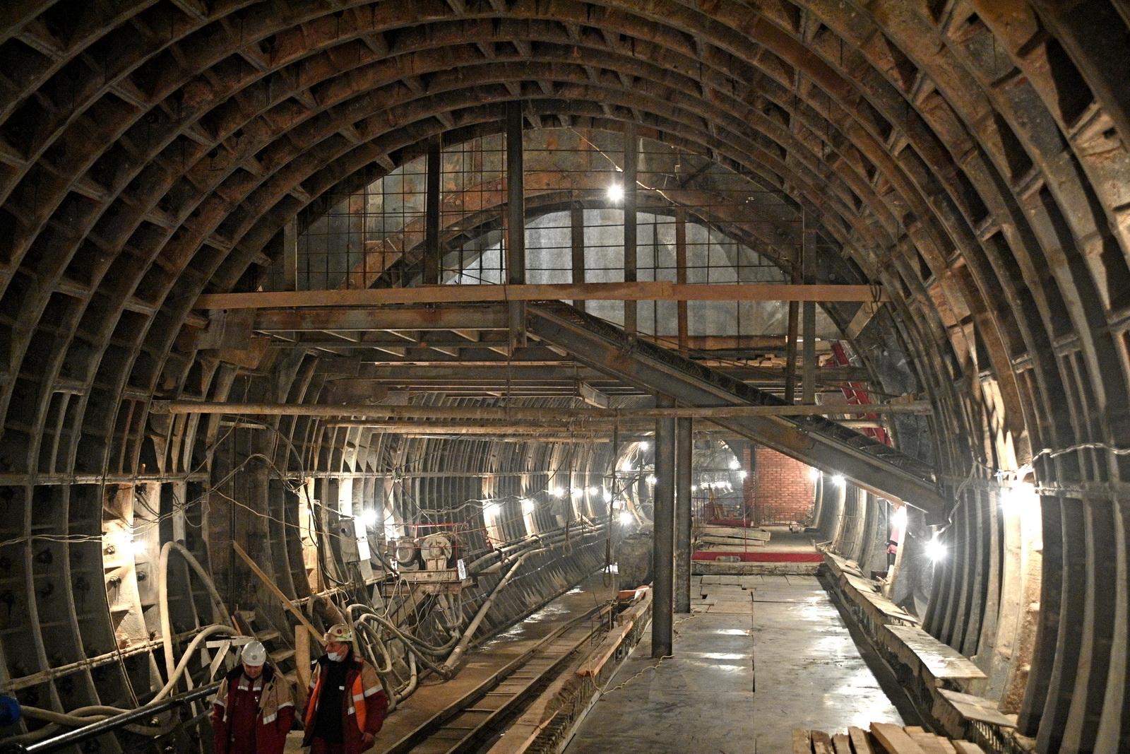 Завершается архитектурная отделка вестибюля станции «Марьина Роща» Большой кольцевой линии метро