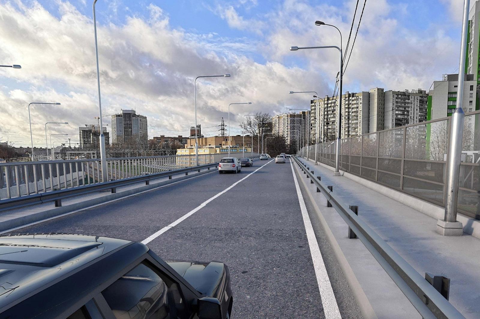 Реконструкцию путепровода на Волгоградском проспекте завершат летом этого года